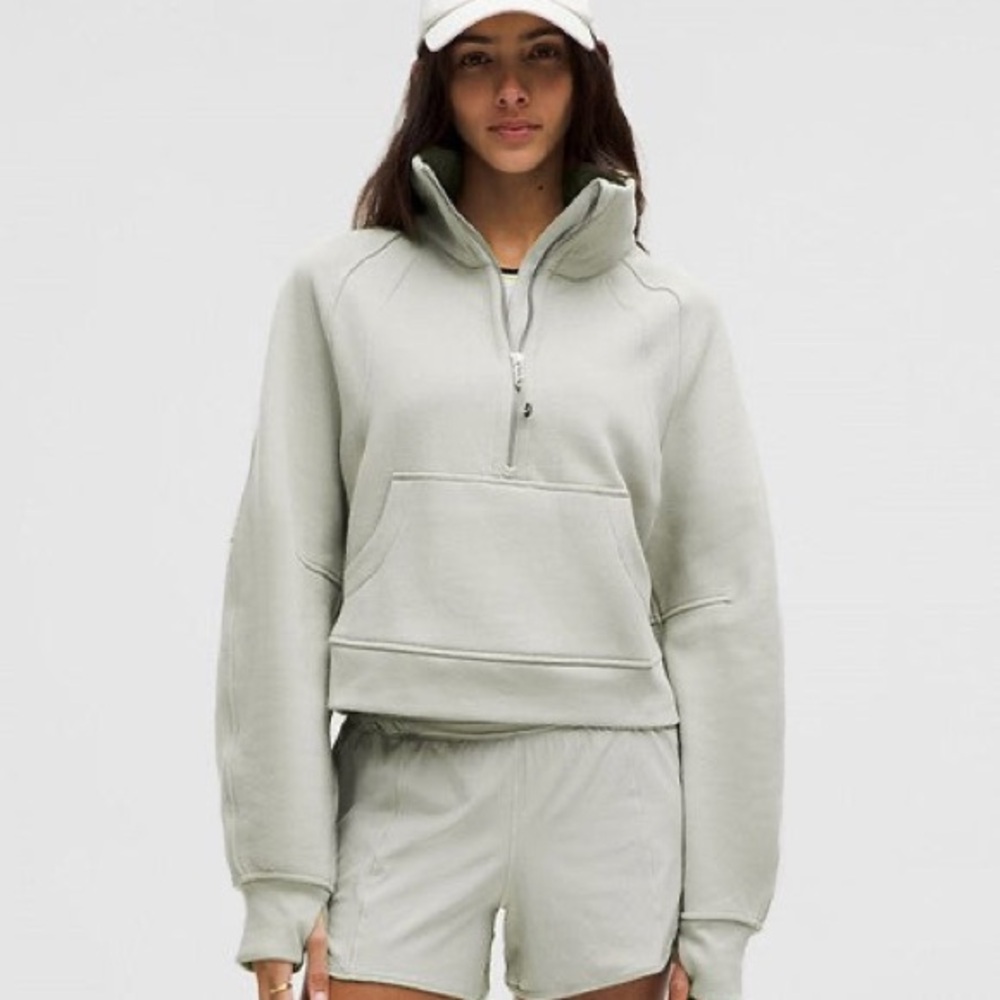 Lululemon Scuba Oversized Half-Zip Hoodie
Jade Grey medium large